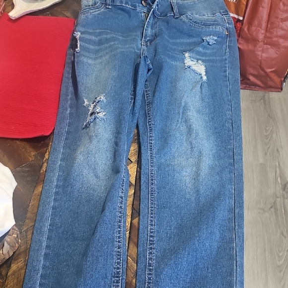 Stylish Blue Skinny Jeans for Women - Picture 9 of 10